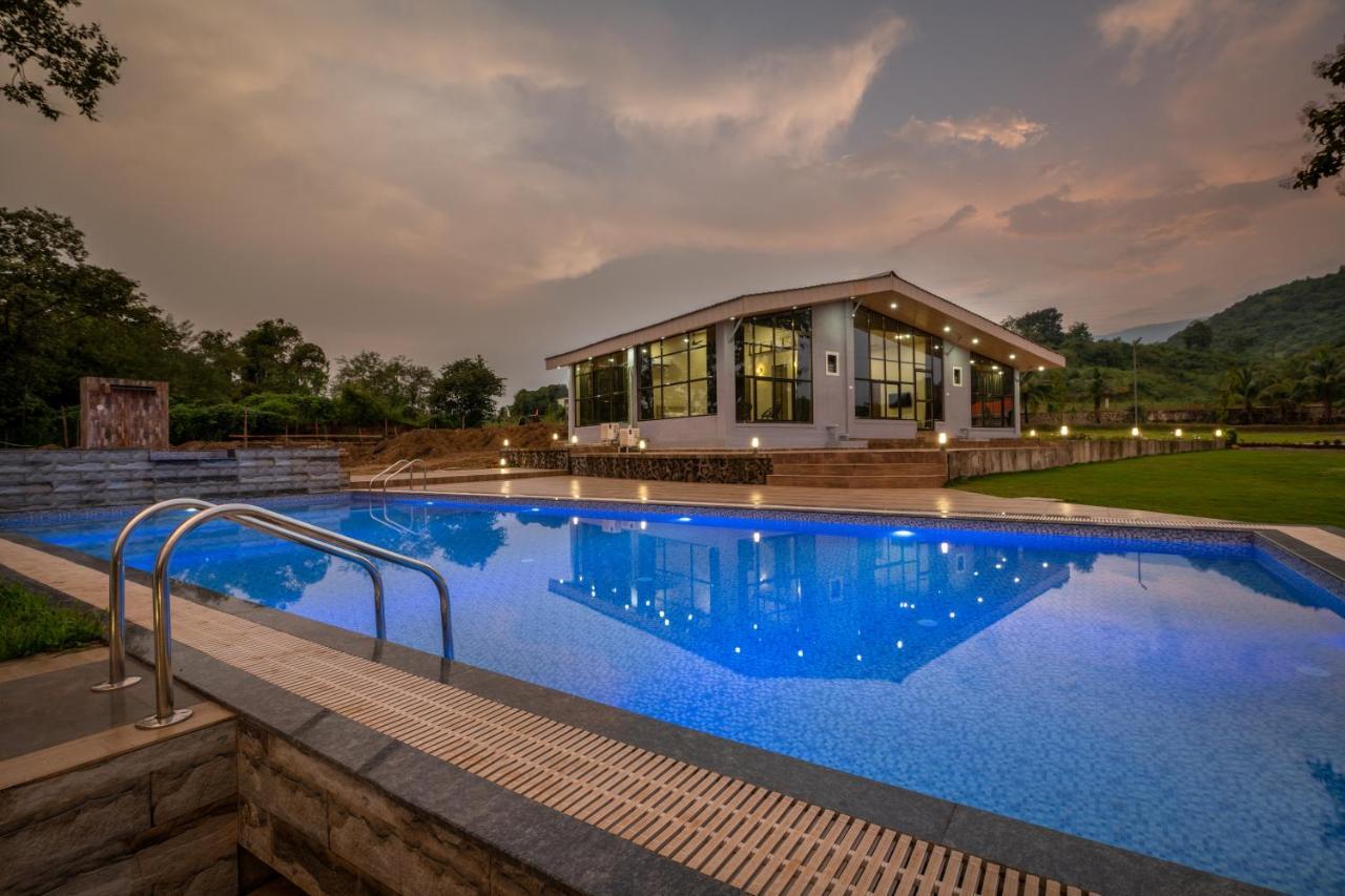 Hillrock Resort & Villas, Neral-カルジャット エクステリア 写真